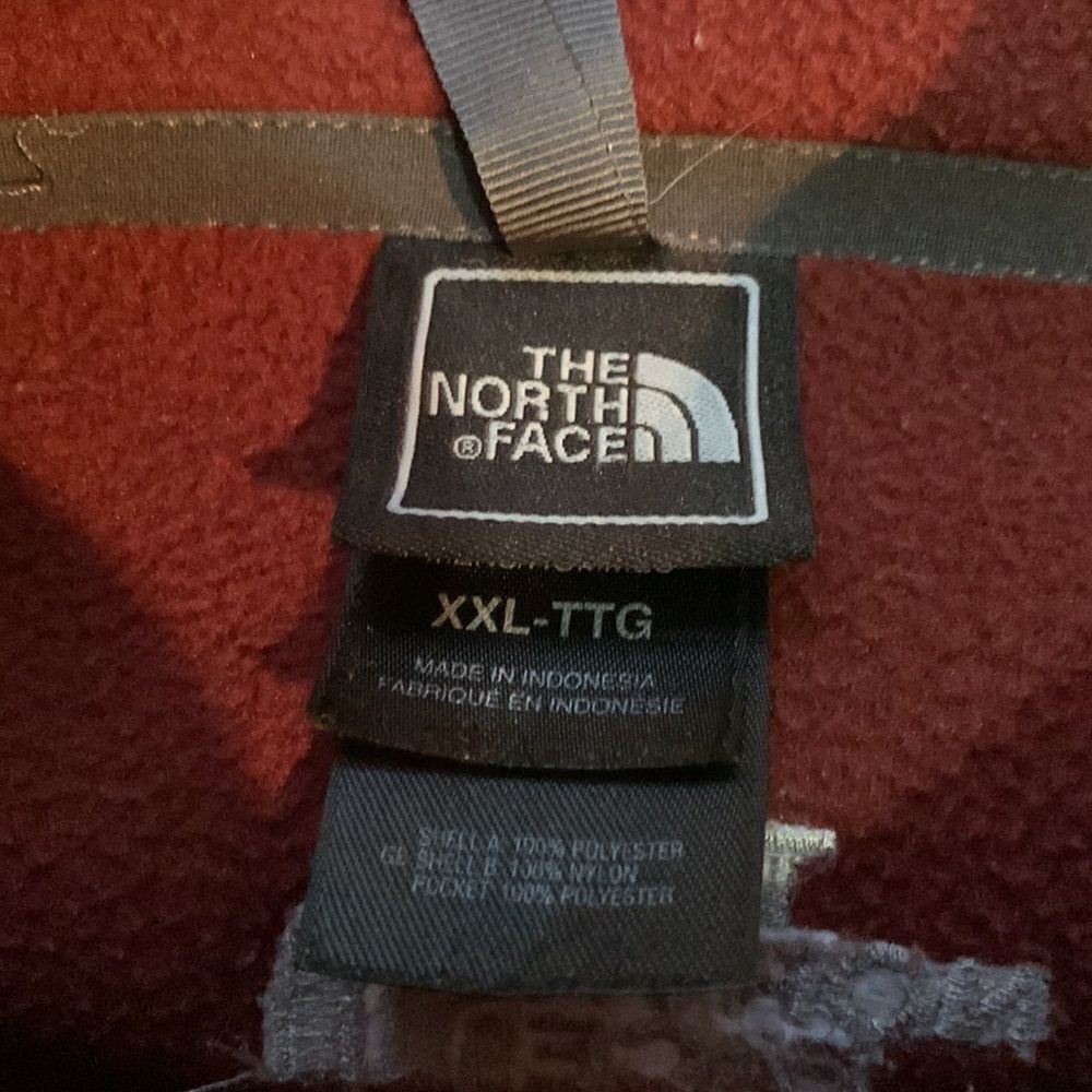 North Face Fleece Jacket - Picture 2 of 5